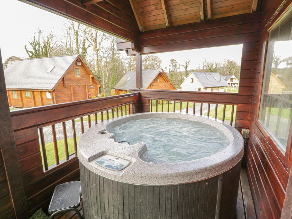 Sun View Lodge Llanbedr  Buitenkant foto