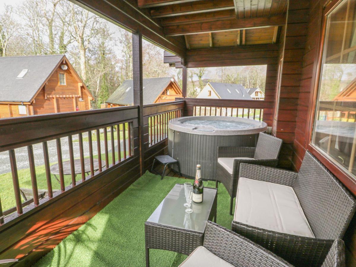Sun View Lodge Llanbedr  Buitenkant foto
