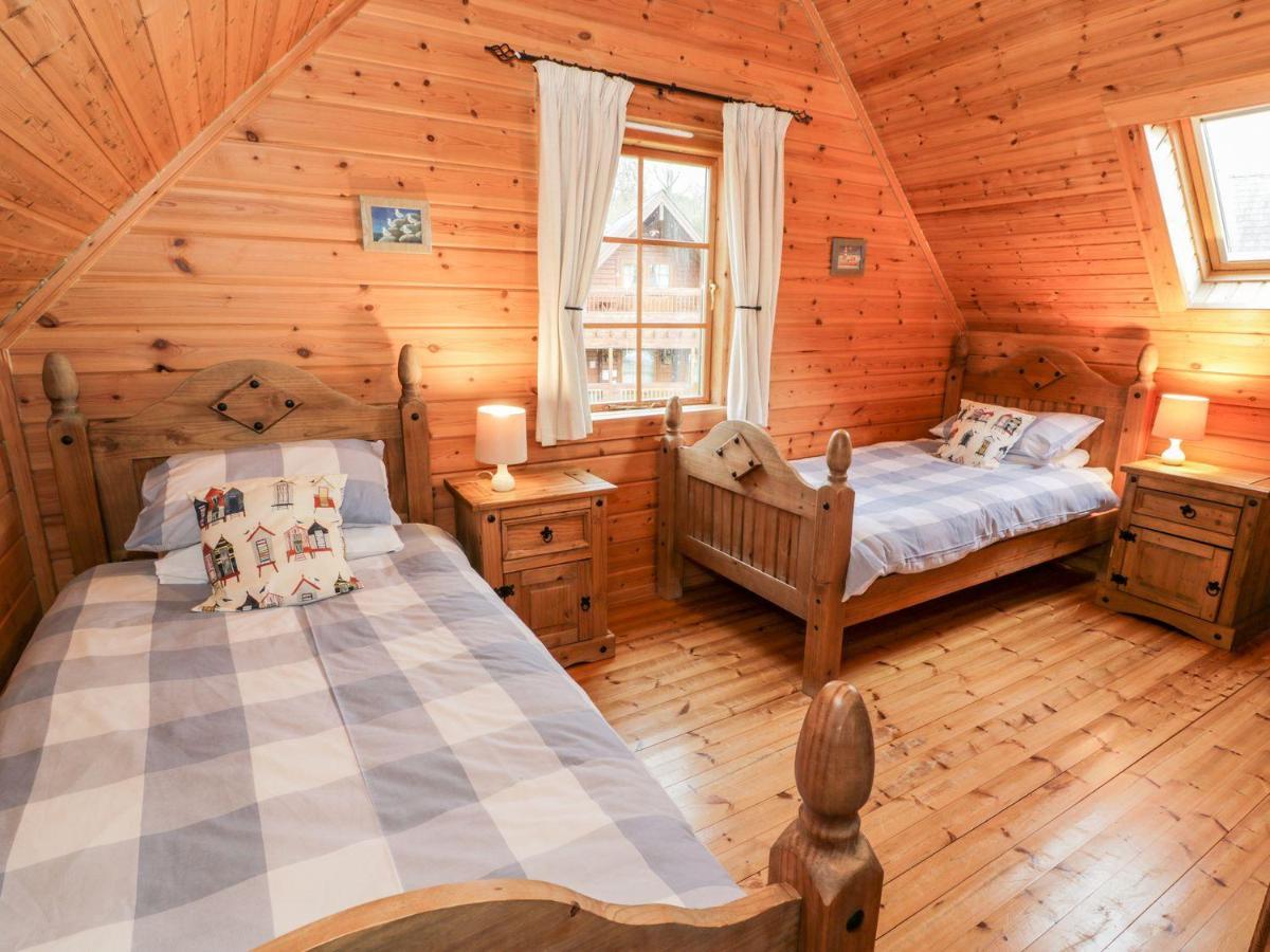 Sun View Lodge Llanbedr  Buitenkant foto