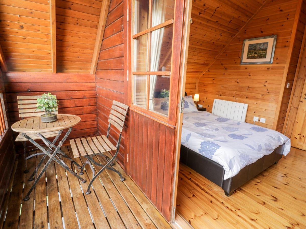 Sun View Lodge Llanbedr  Buitenkant foto