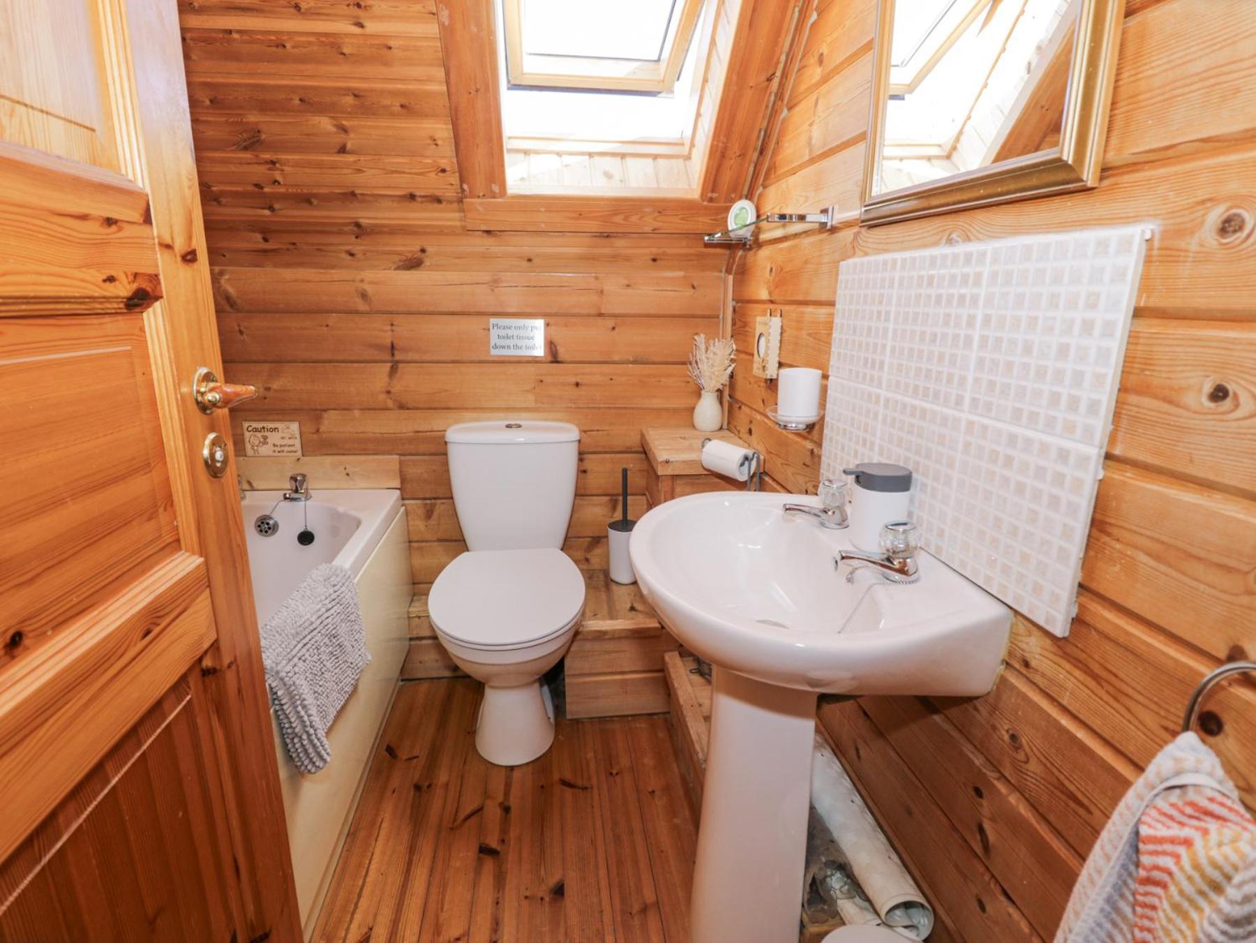 Sun View Lodge Llanbedr  Buitenkant foto